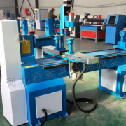 北京厂家特惠直销 CNC数控木工车床 1.5米 楼梯扶手雕刻设备
