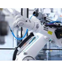 用工业机器人“智造”医药机器人